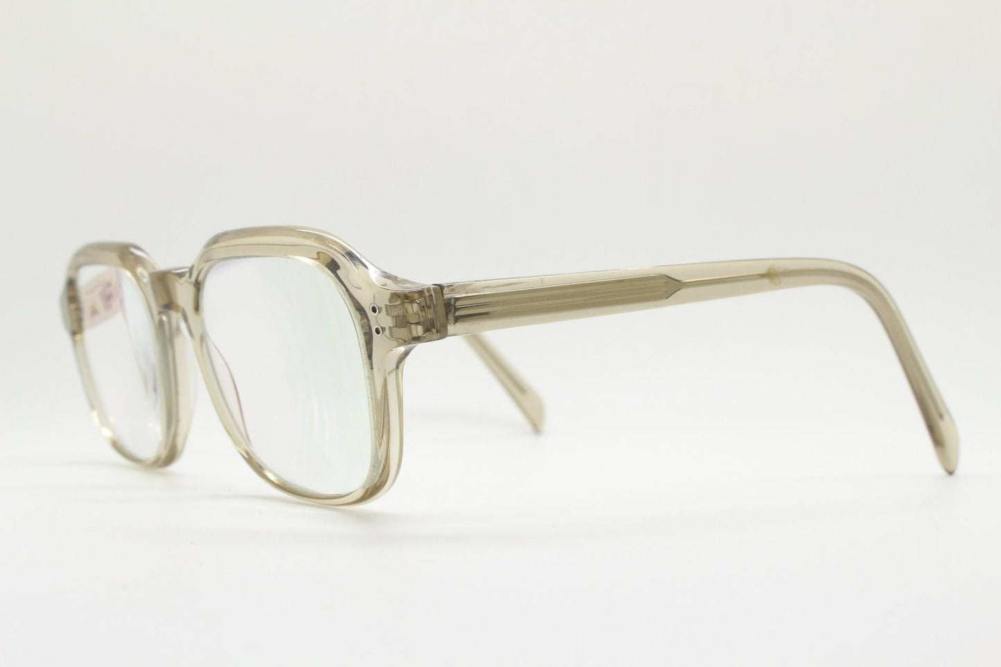 Square chunky eye glasses in high quality transparent grey gloss acetate. Optical frames. Prescription eyeglasses. Vintage. RX spectacles