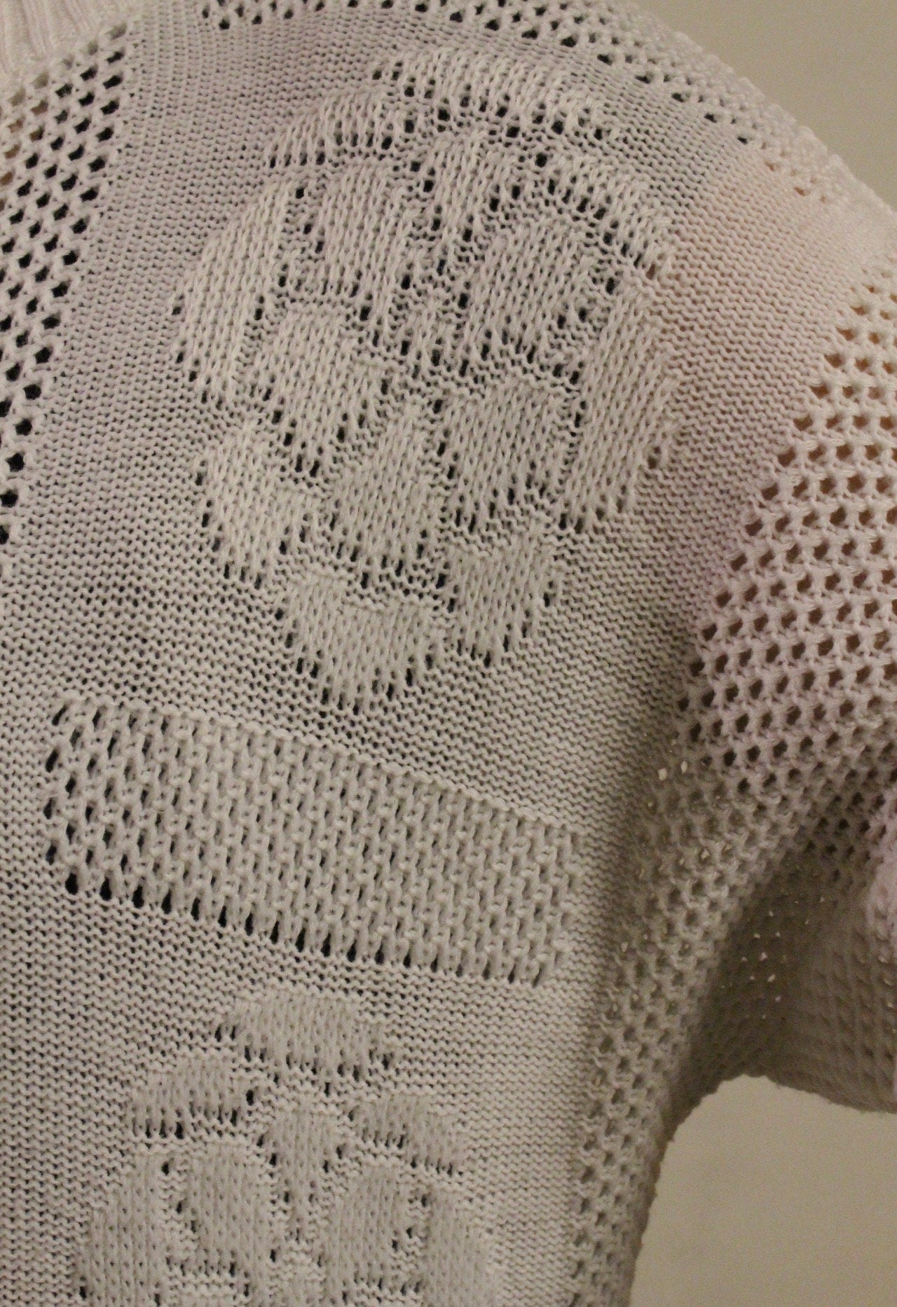 White 80s vintage crochet knit batwing jumper. Womens sweater. Knit pullover