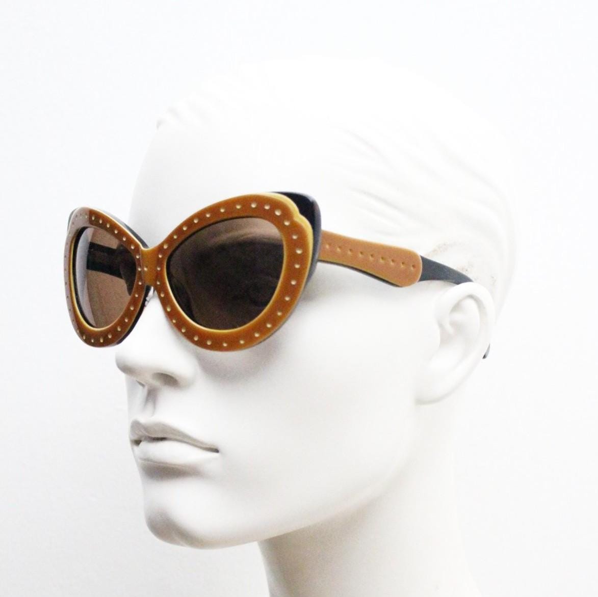 Eley Kishimoto by Linda Farrow oversized cat eye sunglasses. Dynamic handmade vintage layered acetate cateye. Luxe Gallery Projects. BNWT