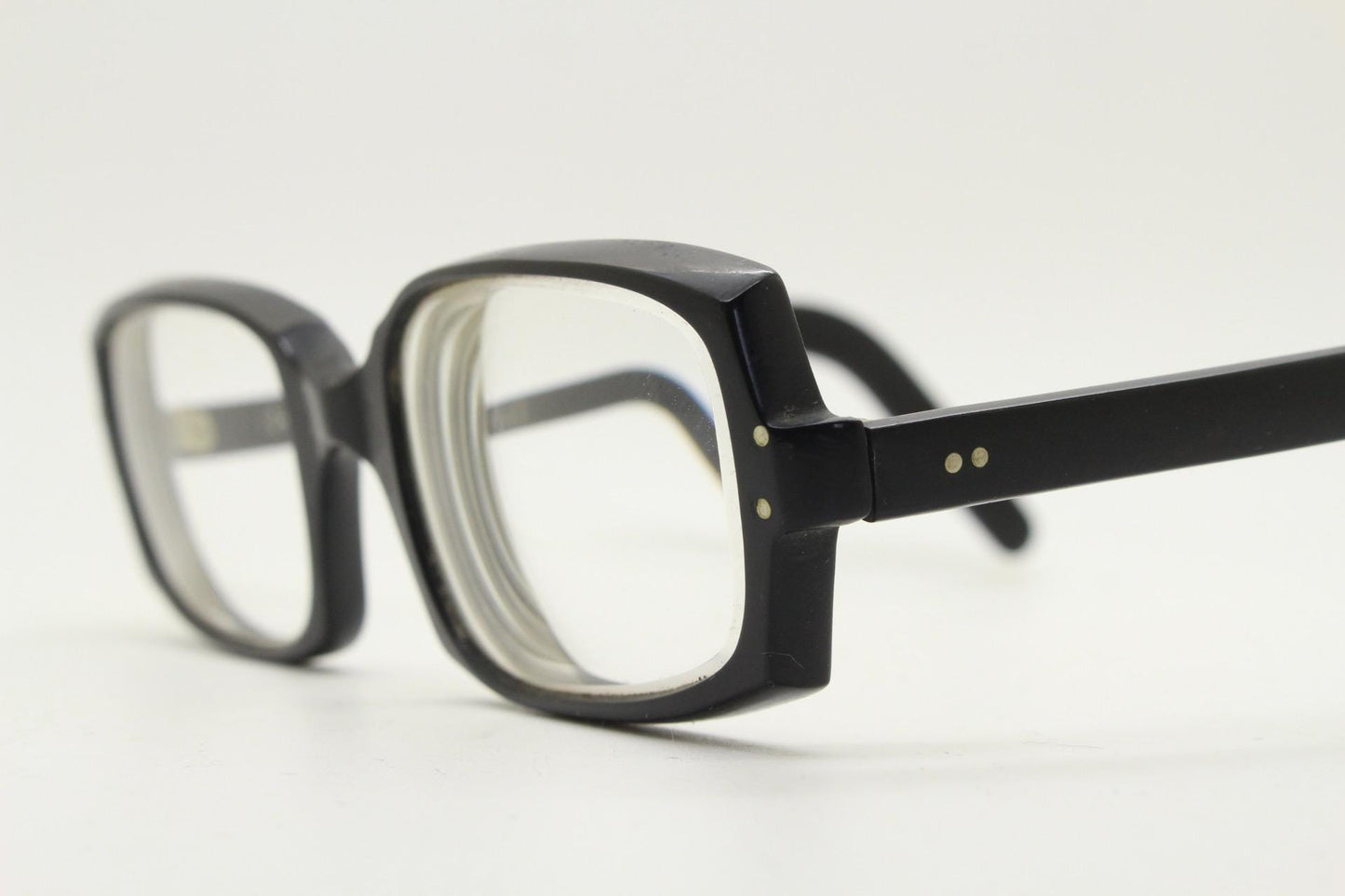 Oliver Goldsmith 60s vintage rectangular eye glasses model 94009. Black acetate optical frames. Prescription eyeglasses. RX spectacles