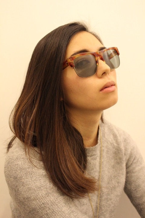 60s vintage low profile wide wayfarer style sunglasses. Mens mod transparent fat arm frame with hand finished print and real glass lenses