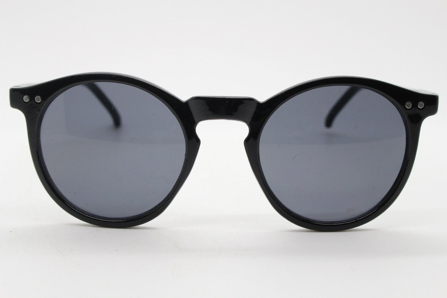 90s vintage round glasses. 30s, 20s style black gloss frame with matching lenses. O Malley