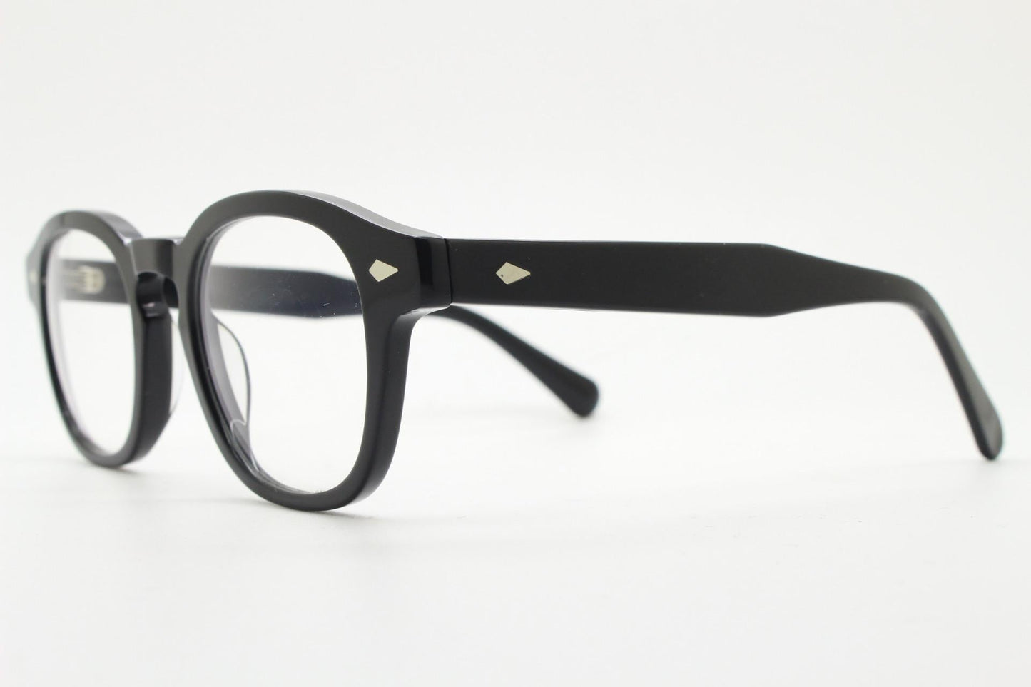 Bergomi Ottica black gloss acetate eyeglasses. Classical 40s, 50s design optical frames with keyhole bridge. Vintage prescription glasses