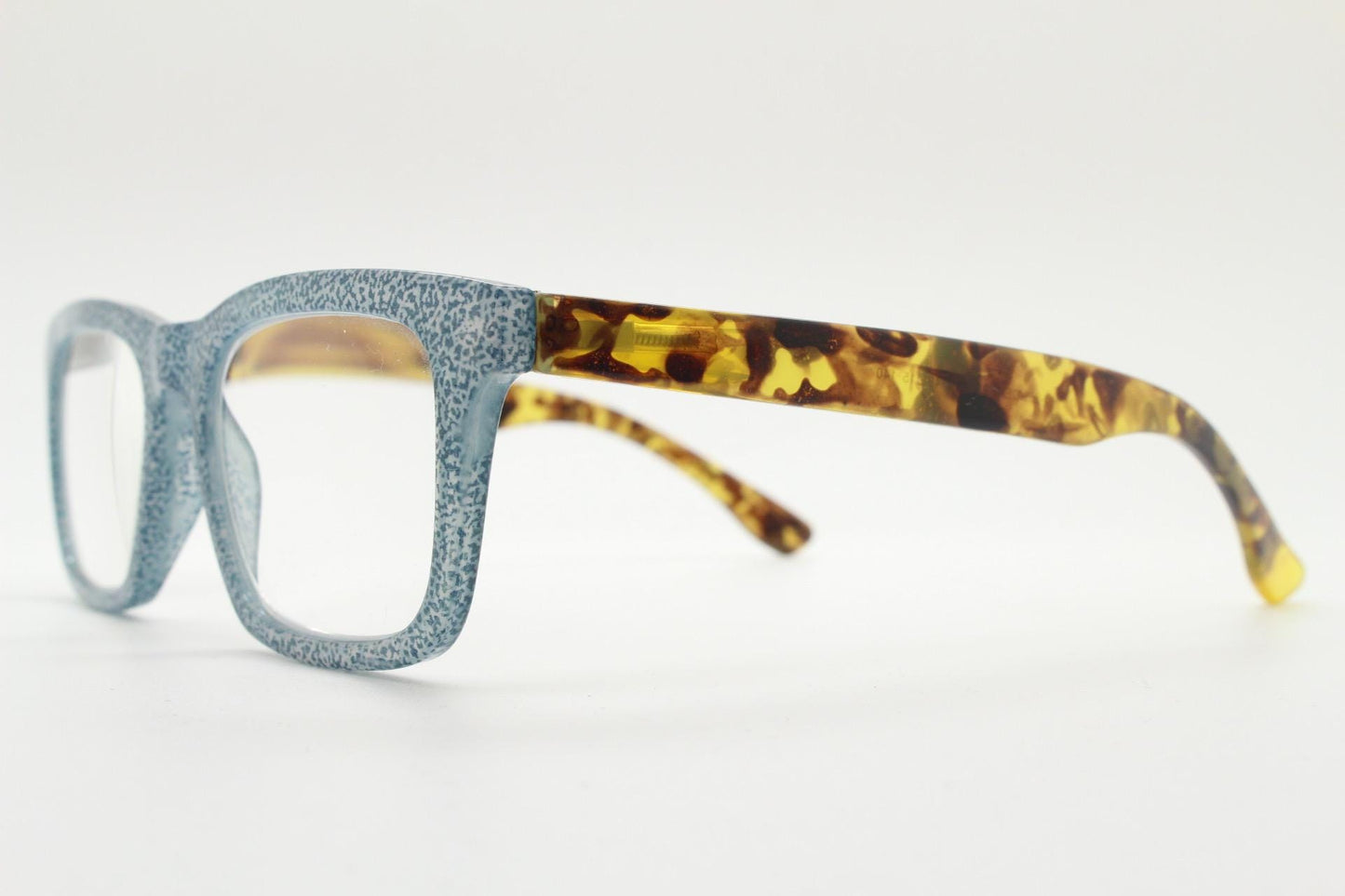 Rectangular Y2K horn rim eye glasses. Contrasting tortoise arms and speckled blue denim look optical frames. Prescription vintage spectacles