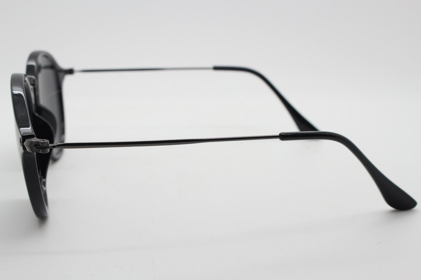 90s vintage round sunglasses. Black gloss slim 30s 40s design frame with metal bridge and dark lenses. Unused NOS