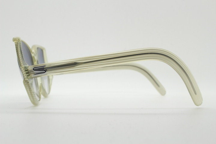 Silhouette 70s vintage abstract upside down sunglasses model 3018 made in Austria. Dynamic grey pearlised acetate frame with white stripes