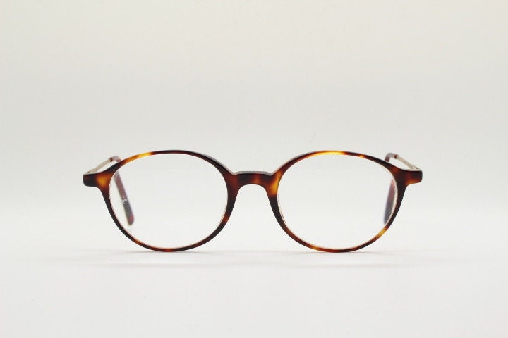 Moleskine round eye glasses in tortoise acetate with slim golden arms. Reading optical frames. Prescription eyeglasses. RX spectacles