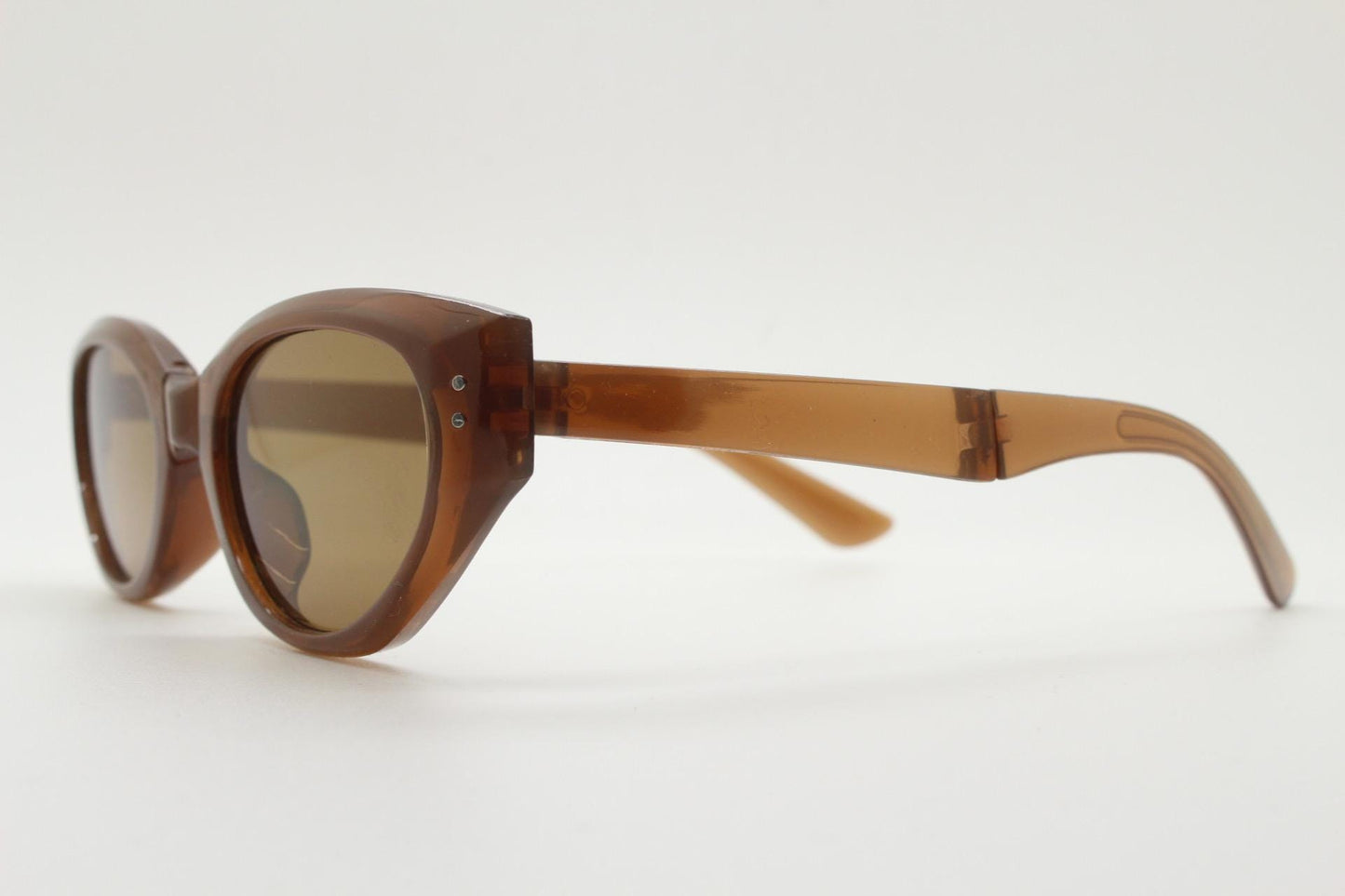 Vintage foldable cat eye sunglasses. Transparent brown folding compact cateye frame. Neat and clever folder design. Y2K NOS