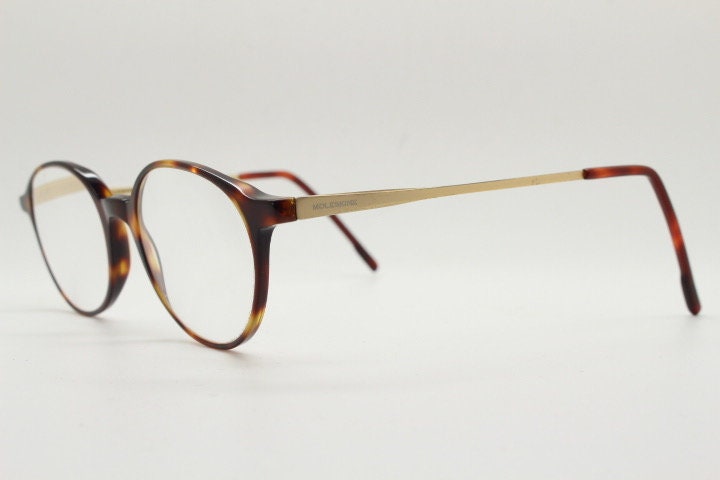 Moleskine round eye glasses in tortoise acetate with slim golden arms. Reading optical frames. Prescription eyeglasses. RX spectacles