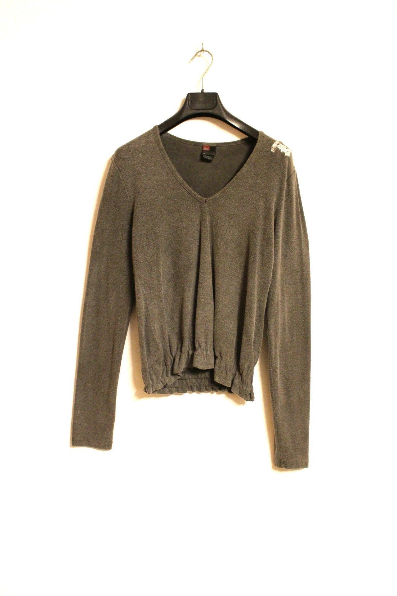 Vintage Y2K Diesel grey fitted fleecy scoop neck pullover with shoulder logo. Womens jumper, 2000s sweatshirt