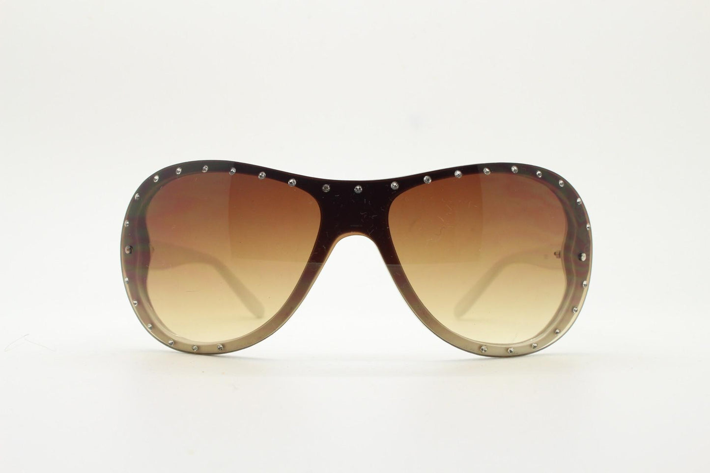 Y2K vintage visor aviator sunglasses with diamante. White wrap around mini mask shield design with curved mono lens. 2000s NOS. Rhinestone