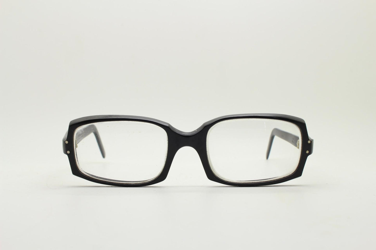 Oliver Goldsmith 60s vintage rectangular eye glasses model 94009. Black acetate optical frames. Prescription eyeglasses. RX spectacles