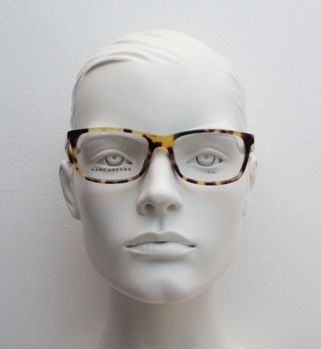 Marc Jacobs rectangular low profile eye glasses. Vibrant honey tortoise gloss acetate optical frames. Prescription eyeglasses. BNWT