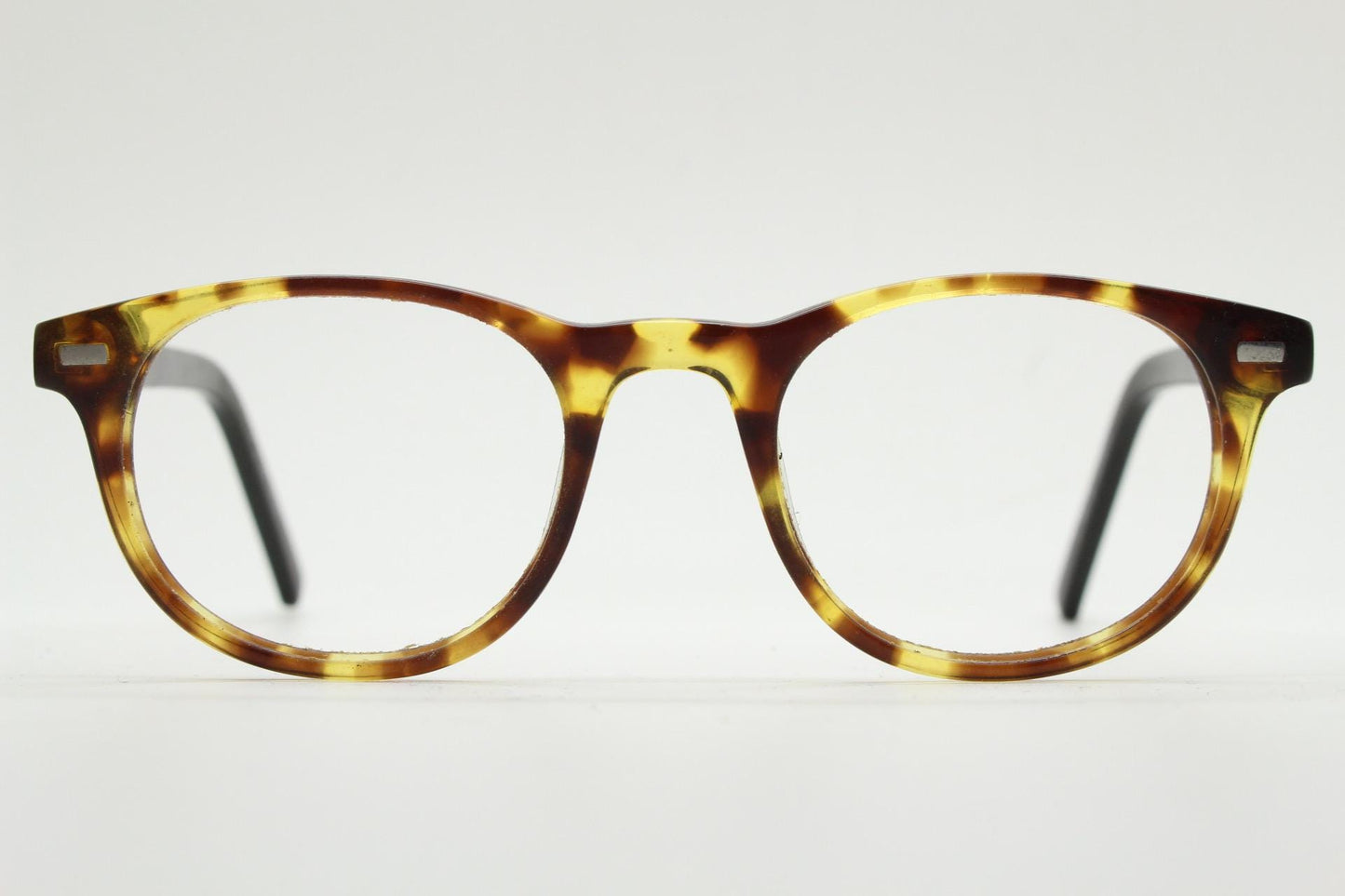 90s Vintage oval eye glasses. Tortoise gloss solid acetate 40s design optical frames with plain black arms. Prescription RX spectacles
