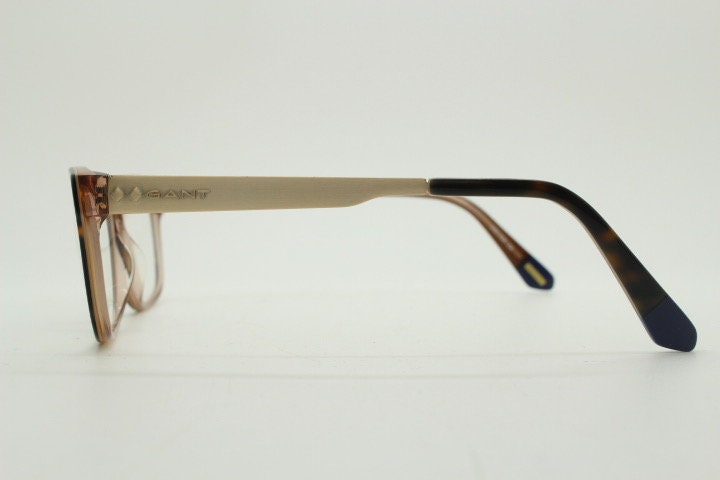 Gant vintage modified cat eye glasses model 4060. Tortoise acetate and satin metal arm cateye optical frames. Womens prescription spectacles