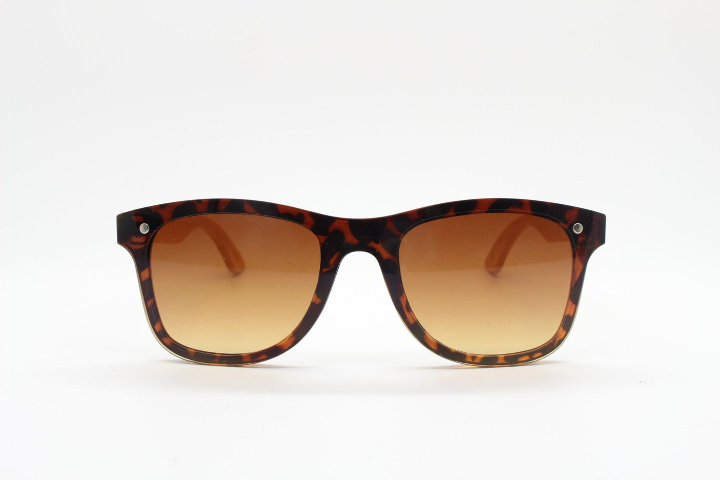 Vintage Y2K modified wayfarer style hand made sunglasses. Tortoise flat front monolens design with real wooden arms. Unused NOS