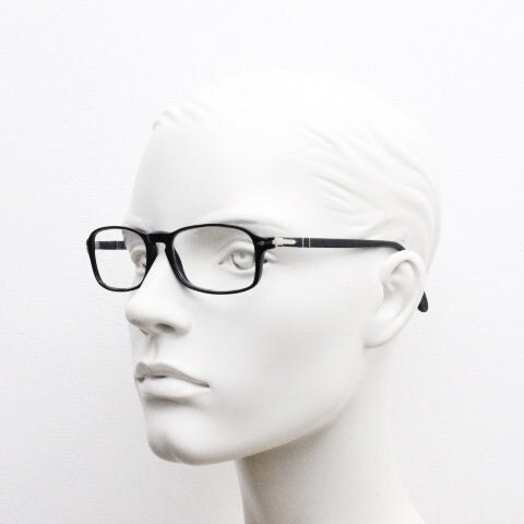 Persol rectangular eye glasses hand made in Italy. Black gloss acetate optical frame with keyhole bridge. Prescription eyeglasses. Vintage