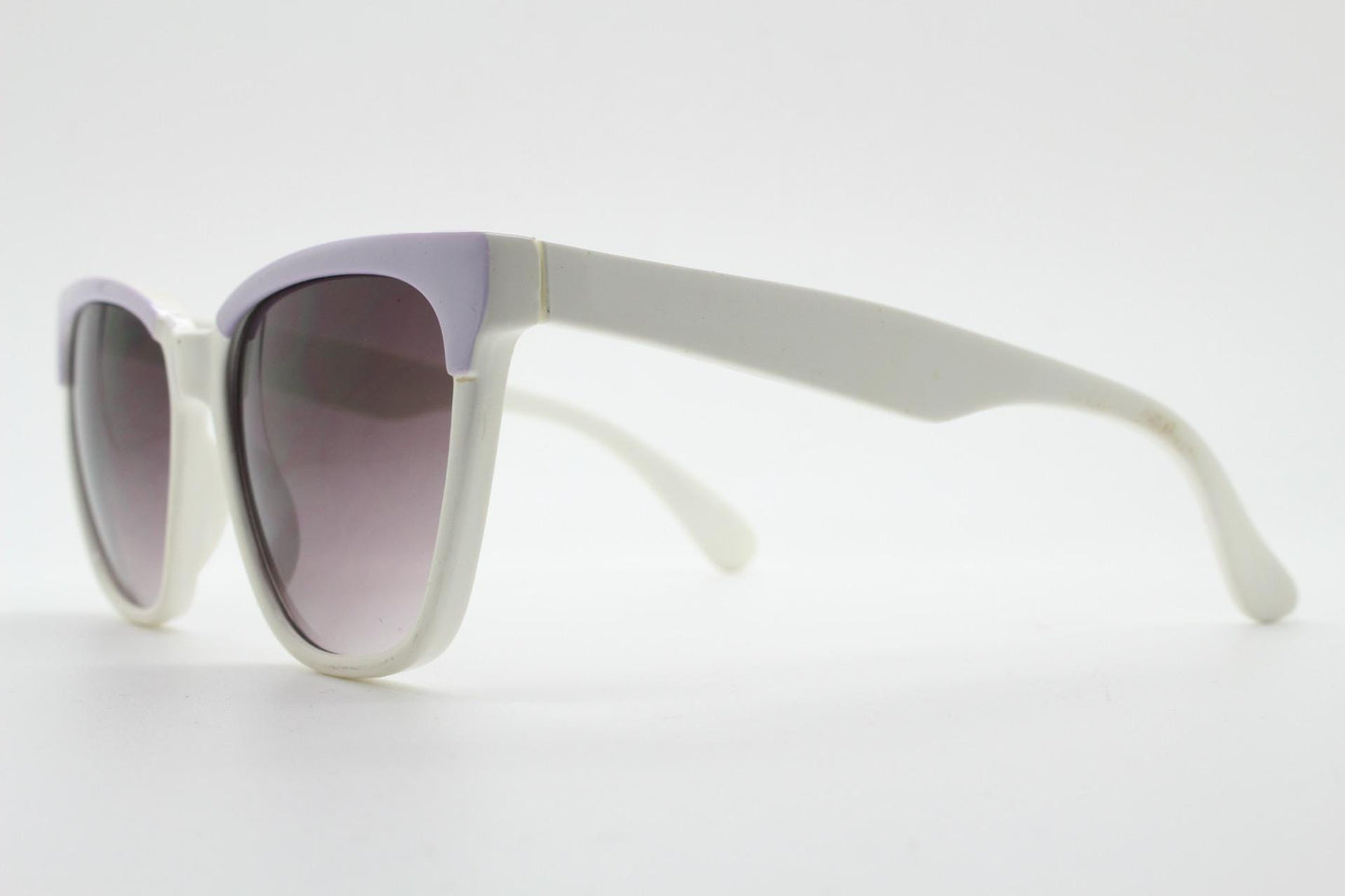 80s vintage square cat eye sunglasses. Women's ice white frame with lilac brows and smoky purple lenses. Rockabilly pin up cateye. NOS