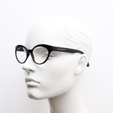 Isaac Mizrahi vintage cat eye glasses. Womens black gloss substantial cateye optical frames. Prescription eyeglasses. RX NOS spectacles