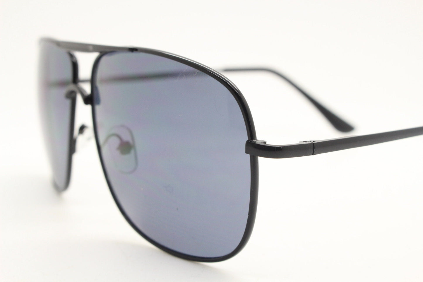 Y2K vintage square aviator sunglasses. Black gloss metal frame 70s design aviators. Teardrop, 2000s. Unused