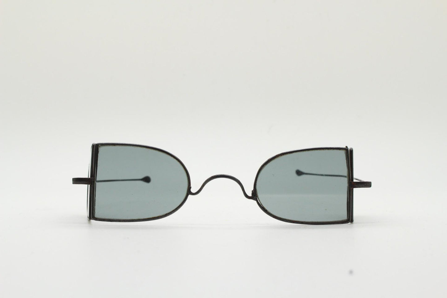 Victorian folding steel train driver sunglasses. Metal double D wire frame with  real glass lenses and side windows. Antique eyewear. VGC