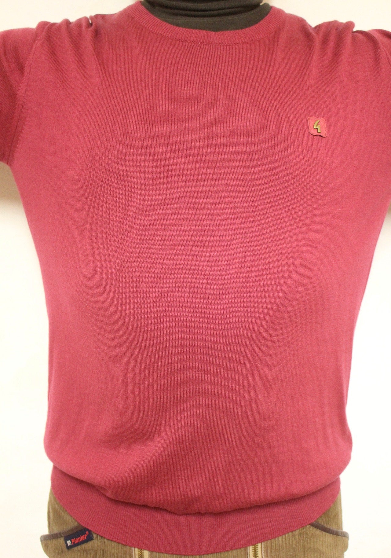 Gabicci vintage cotton knit jumper. Mens red round crew neck sweater. BNWT size M pullover. Unused NOS one off sample