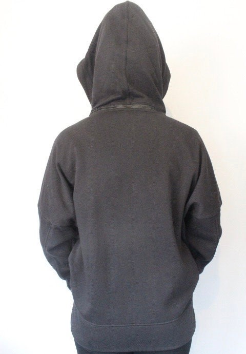 Stella Mc Cartney for Adidas Stellasport vintage zipper hoody. Black batwing track top with pink double zip detachable hood and tail section