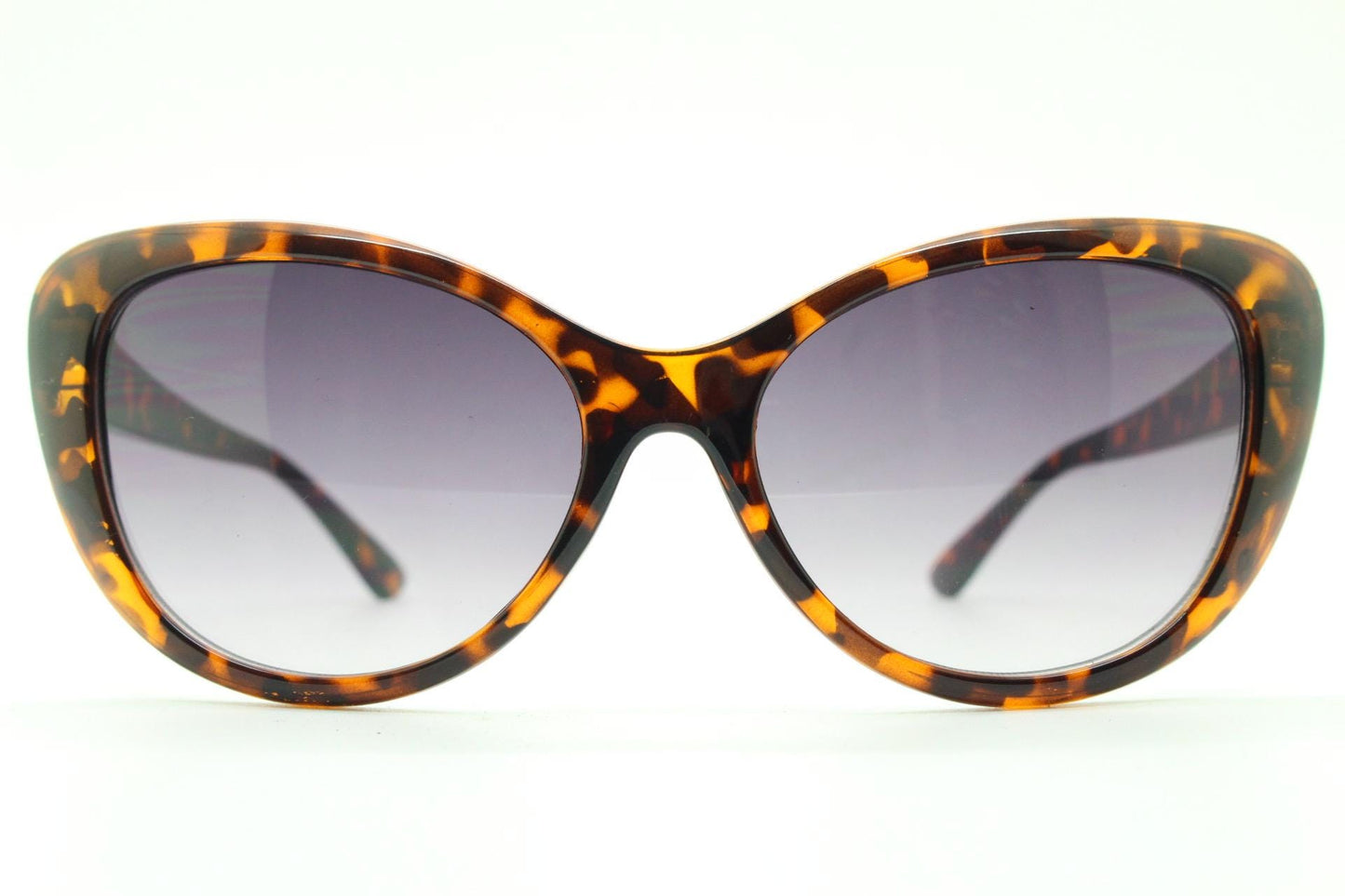 Vintage Y2K oval cat eye sunglasses. 2000s womens tortoise cateye with black graduating lenses. Rockabilly pin up. NOS catseye