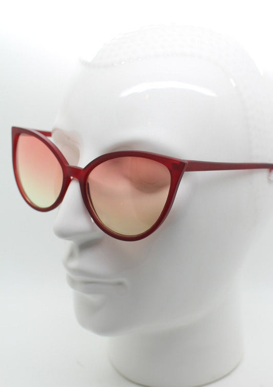 Vintage Y2K red pointed cat eye sunglasses. 2000s womens rubber finish cat eye with sensational ombre lenses. 50s rockabilly pin up cateyes