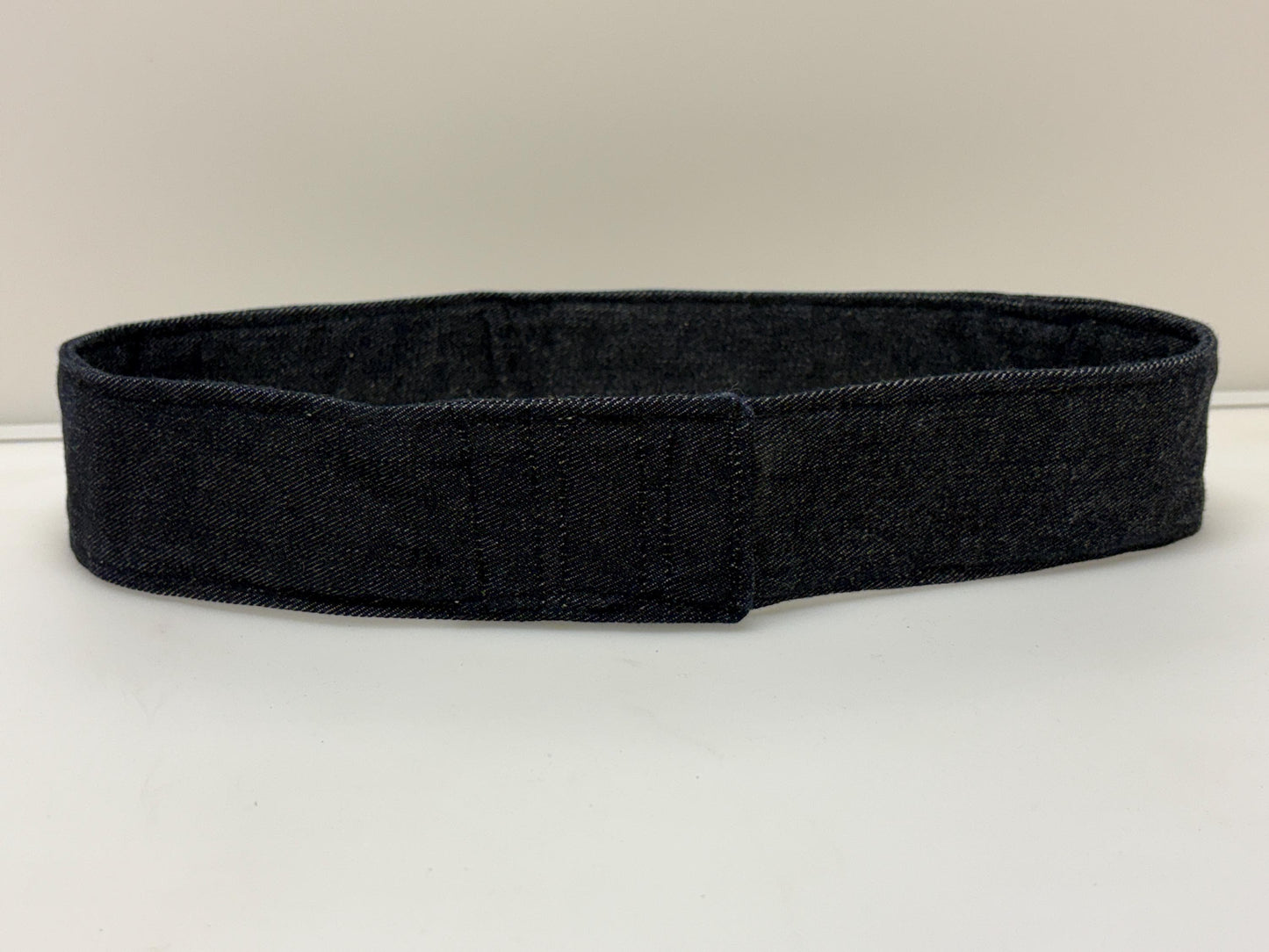 Y2K vintage womens dress belt in dark blue denim with rainbow sequins zig zag applique in neat proportions. Vegan. 2000s Unused NOS