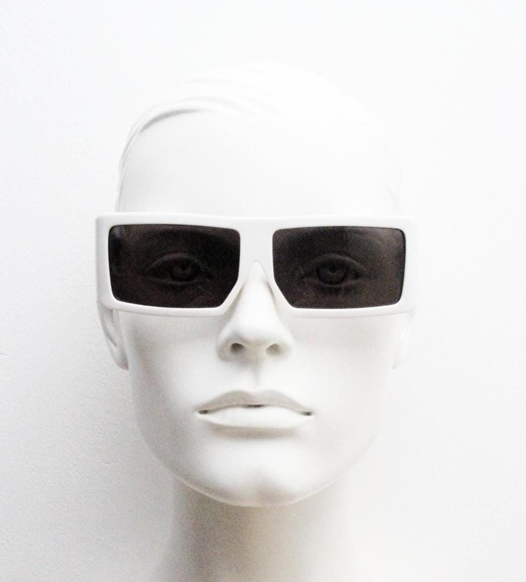 Jeremy Scott by Linda Farrow square sunglasses. Substantial ice white acetate frame with full height arms. Gallery Projects Vintage. NOS