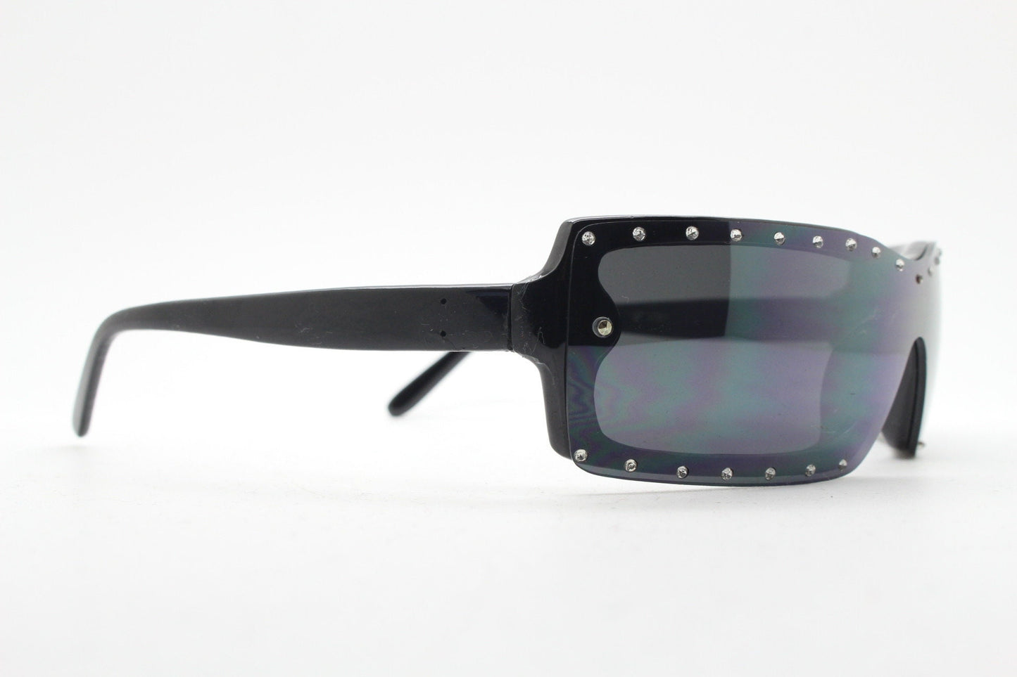 Y2K vintage shield sunglasses with diamante. Black wrap around mini mask style with curved mono lens. 2000s unused NOS. Visor