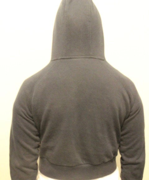 Ellesse cropped hoody top. Navy pullover with big spell out chest logo. Vintage. Y2K. Sweatshirt. Rave. UK size 8