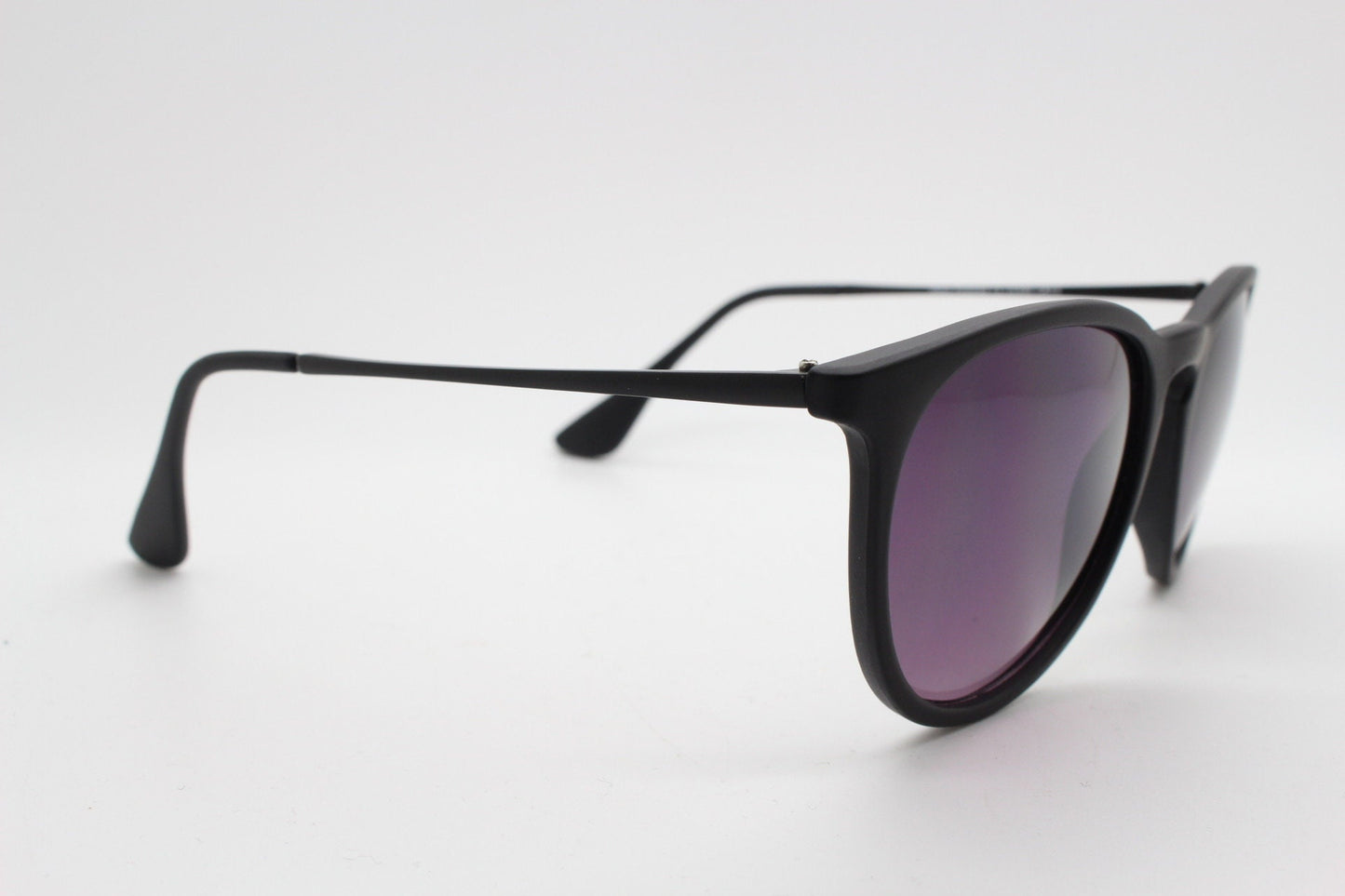 90s vintage slim glasses. Black matt rubber finish frame with satin metal arms and keyhole bridge. BNWT