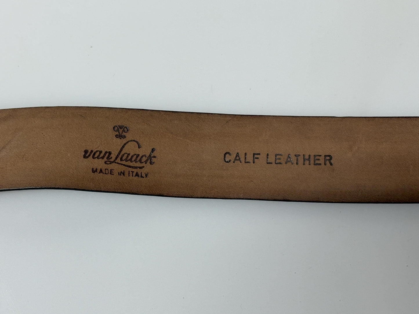 Van Laack 90s vintage chocolate brown genuine leather belt made in Italy. Seamless smooth finish with silver buckle. NOS. Mens Large