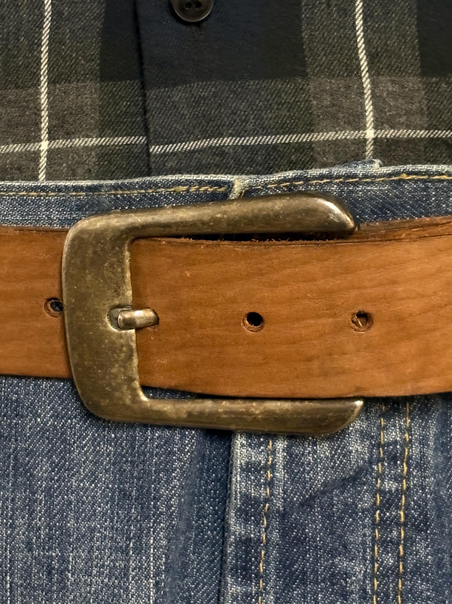 60s vintage thick brown leather belt with large brass changeable buckle. Made from genuine premium textured cowhide for jeans or trousers