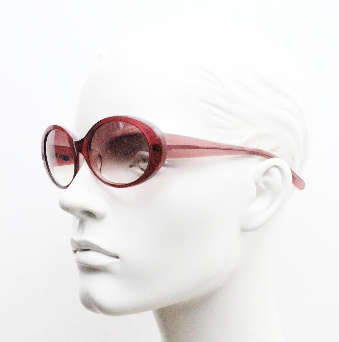 Rebecca Taylor Y2K chunky oval sunglasses made in Japan. Womens transparent pink frame with sensational graduating lenses. Designer vintage