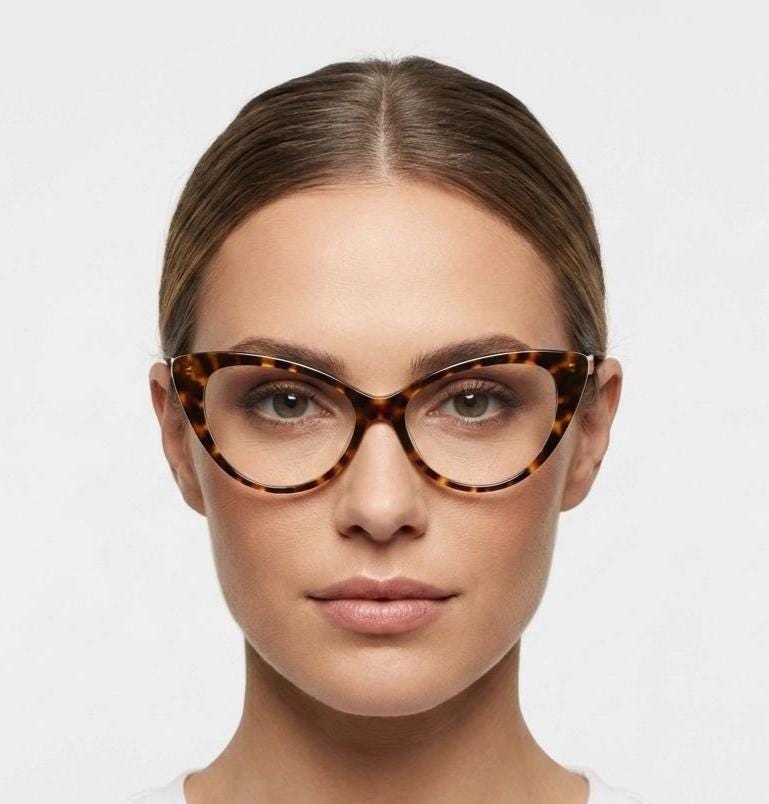Y2K vintage pointed cat eye glasses. Tortoise clear lens optical frames.  Womens prescription eyeglasses. 50s style rockabilly spectacles