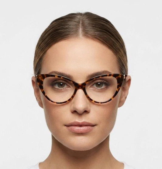 Y2K vintage pointed cat eye glasses. Tortoise clear lens optical frames.  Womens prescription eyeglasses. 50s style rockabilly spectacles