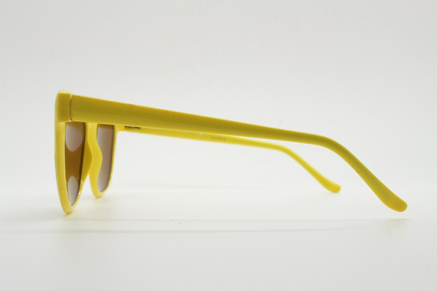 Vintage 80s square sunglasses. All time classic design in canary yellow with silver mirror lenses. Party monster magnet shades. NOS