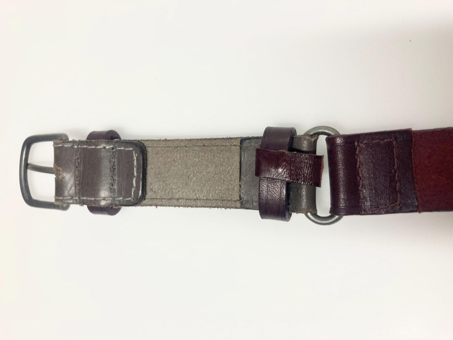 90s vintage 2 tone sectional genuine leather saddle hide belt in oxblood and khaki. For dress or trousers. Made in England by Alexon. NOS