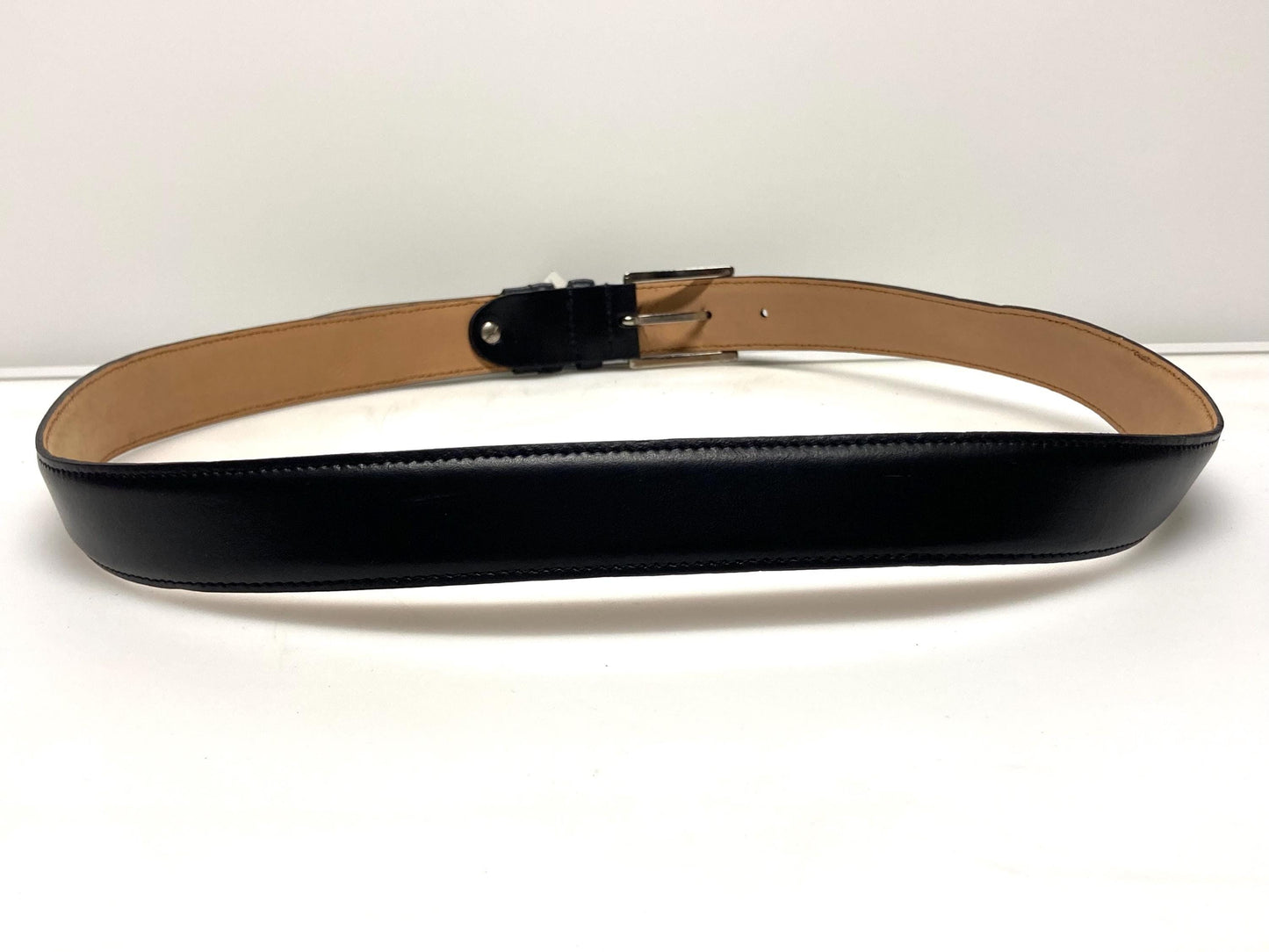 90s vintage black genuine leather belt made in Italy by Joseph Di Pino. Minimal straightforward design with stitched sides. BNWT