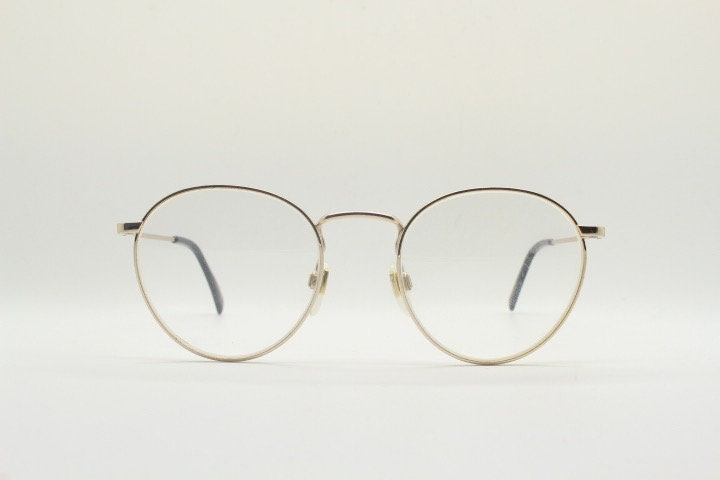 Levi's vintage round panto metal eye glasses. Light gold tone slim wire optical frames. Minimal prescription eyeglasses. RX spectacles