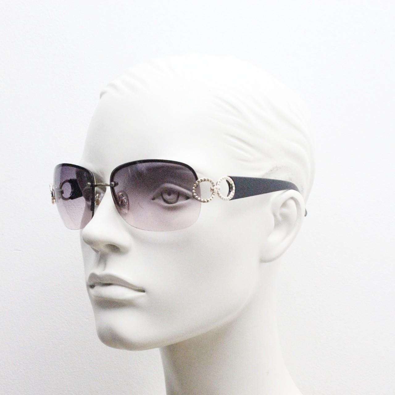 Y2K vintage rectangular sunglasses. 2000's half frame with light tone curved graduating lenses and chrome temple circles. 00's