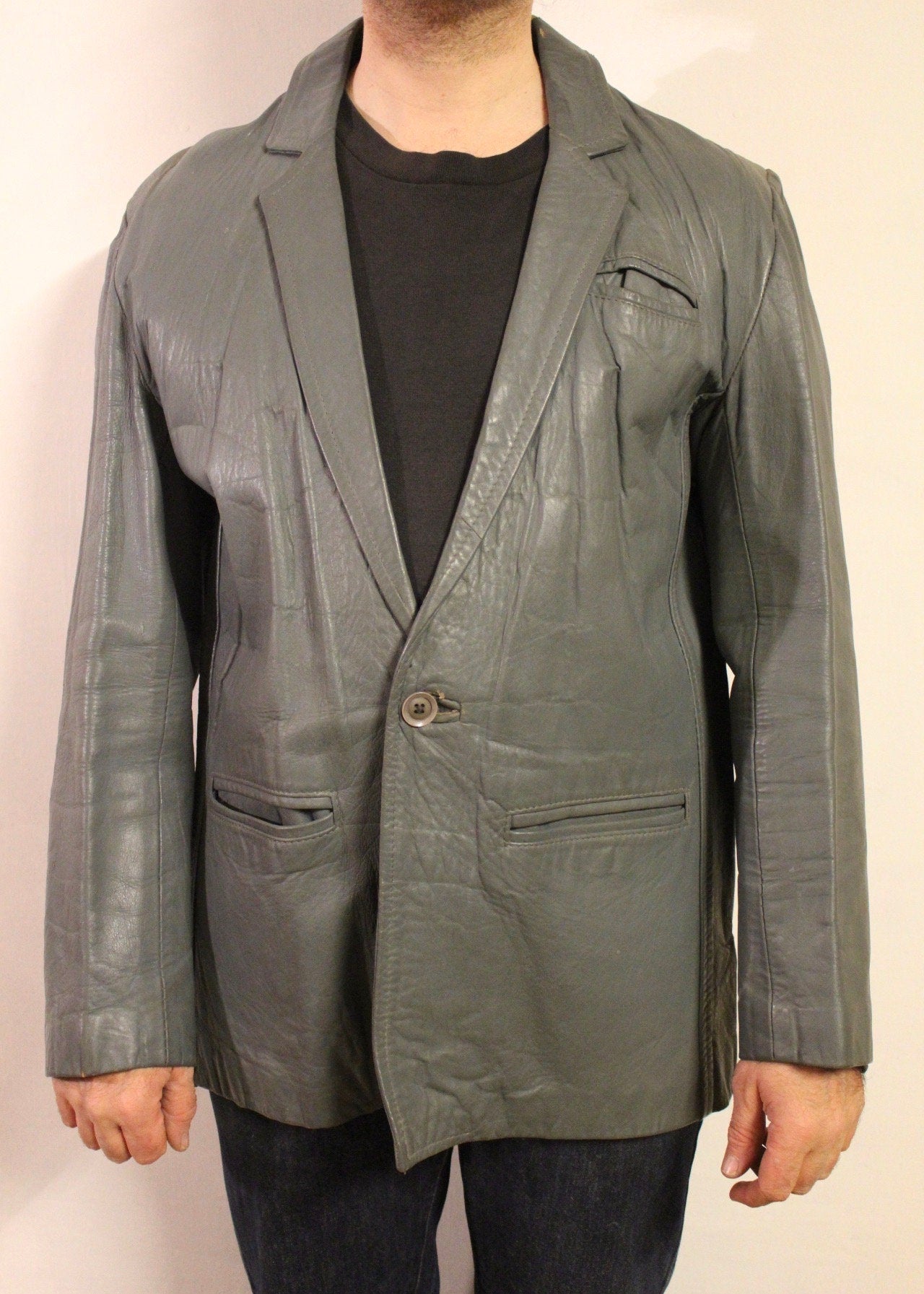 80s vintage grey genuine leather jacket. One button mens blazer design with slim lapels