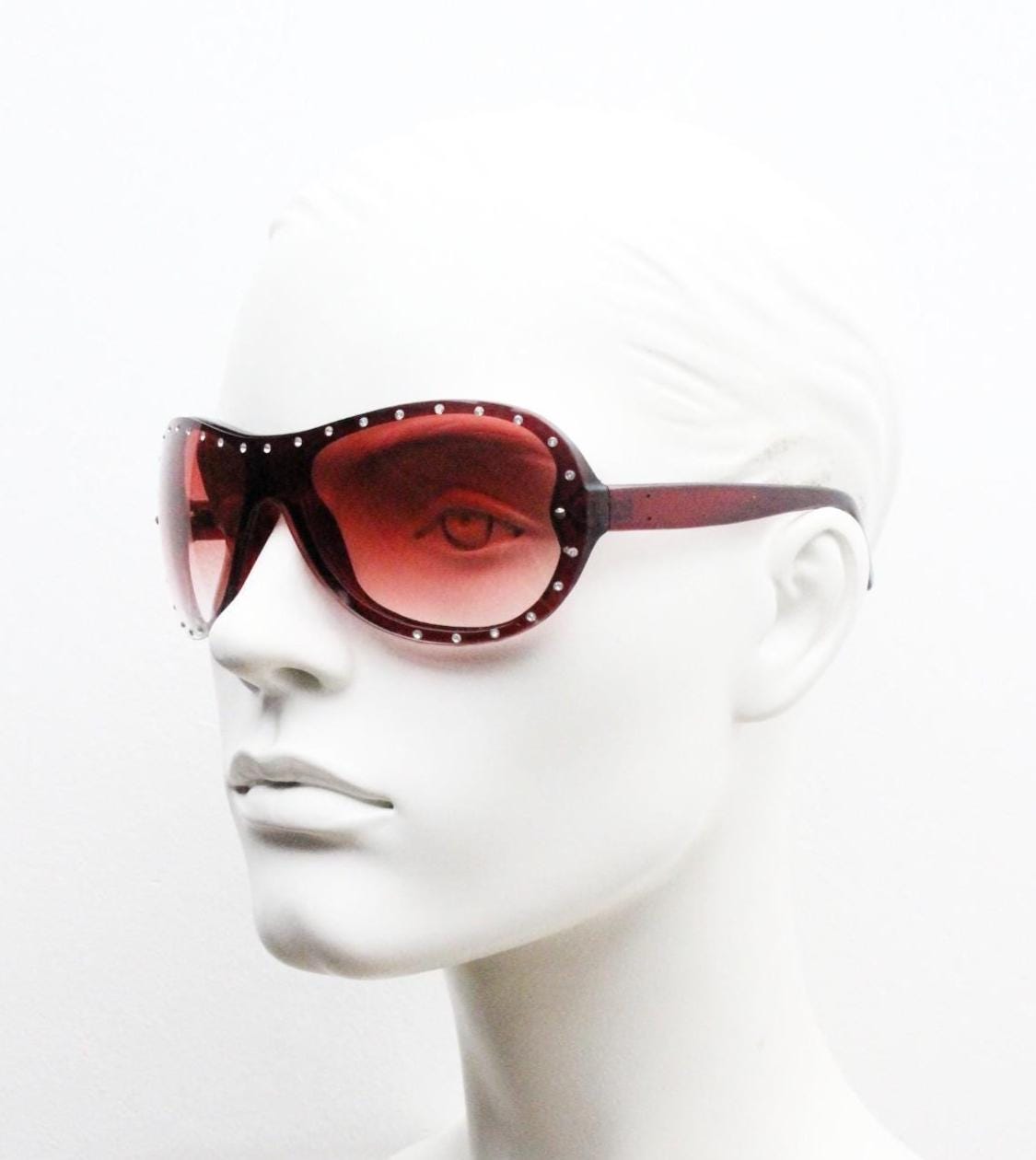 Y2K vintage visor aviator sunglasses with diamante. Red wrap around mini mask shield design with curved mono lens. 2000s NOS. Rhinestone