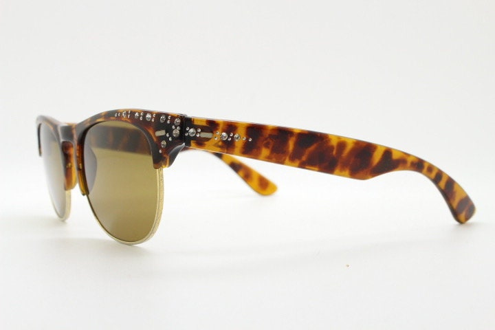 80s vintage browline diamante sunglasses. All time classic design in tortoise gloss with gold half rim and rhinestones. 50s rockabilly