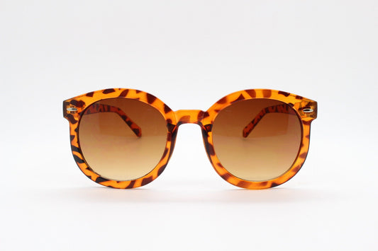 80s vintage round sunglasses. Slightly oversized thick honey tortoise frame with graduating lenses. BNWT. NOS