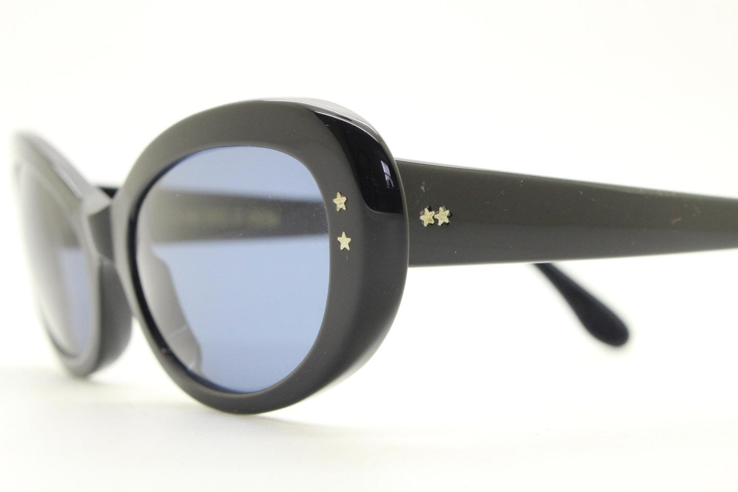 Cutler and Gross London vintage oval cateye sunglasses. Womens chunky plain black gloss hand made acetate cat eye. NOS Y2K vintage