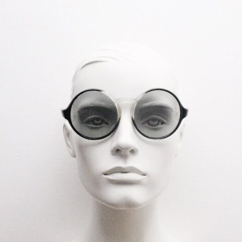 Mary Quant 60s vintage oversized round sunglasses. Definitive swinging London design. Black and crystal frame with light tone grey lenses